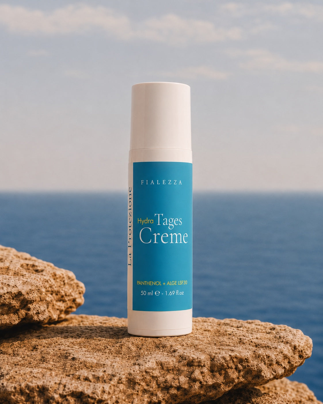 Fialezza Hydra Tages Creme auf mediterranem Fels vor dem Meer